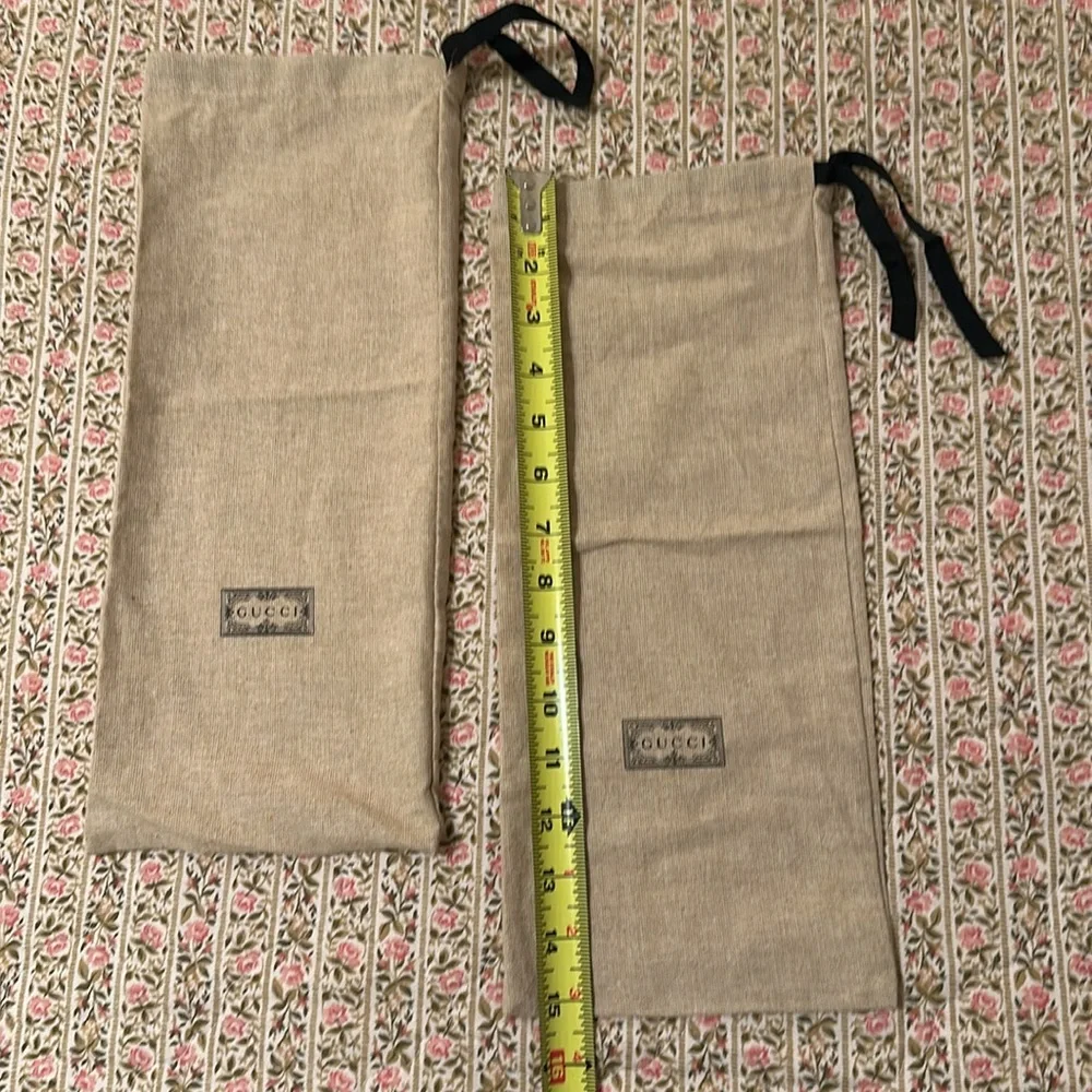 Gucci shoe bags (1 pair) NWT